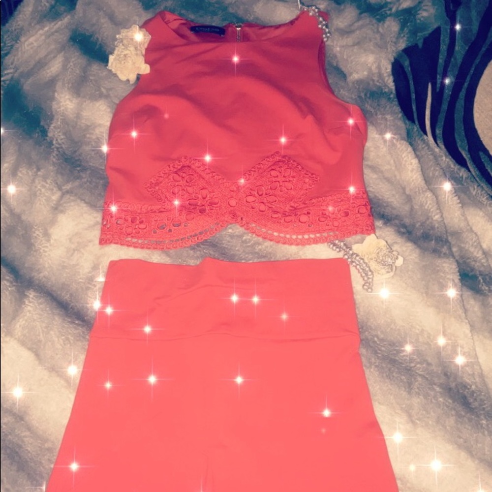Two piece set